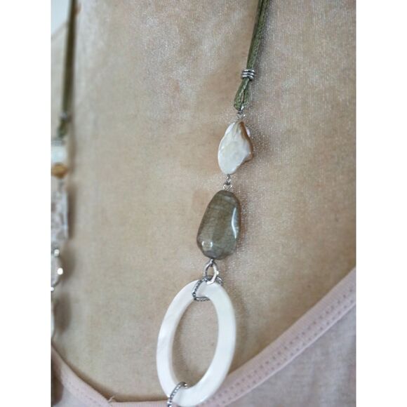 Chico's Natural style boho-chic 34" necklace with faux shell stone-look beads - Picture 5 of 5